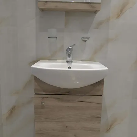 Daire Babis Áyios Nikítas